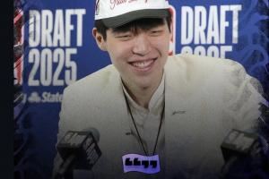 喜欢吃&睡&玩PS5！湖人记者打趣杨瀚森的爱好：世另我😂